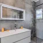 Bb Rapsody 10 With Heated Salt Water Pool