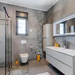 וילה Bb Rapsody 10 With Heated Salt Water Pool