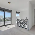 Bb Rapsody 10 With Heated Salt Water Pool וילה Butkovići