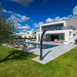 וילה Bb Rapsody 10 With Heated Salt Water Pool *