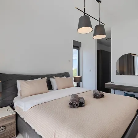 וילה Bb Rapsody 10 With Heated Salt Water Pool